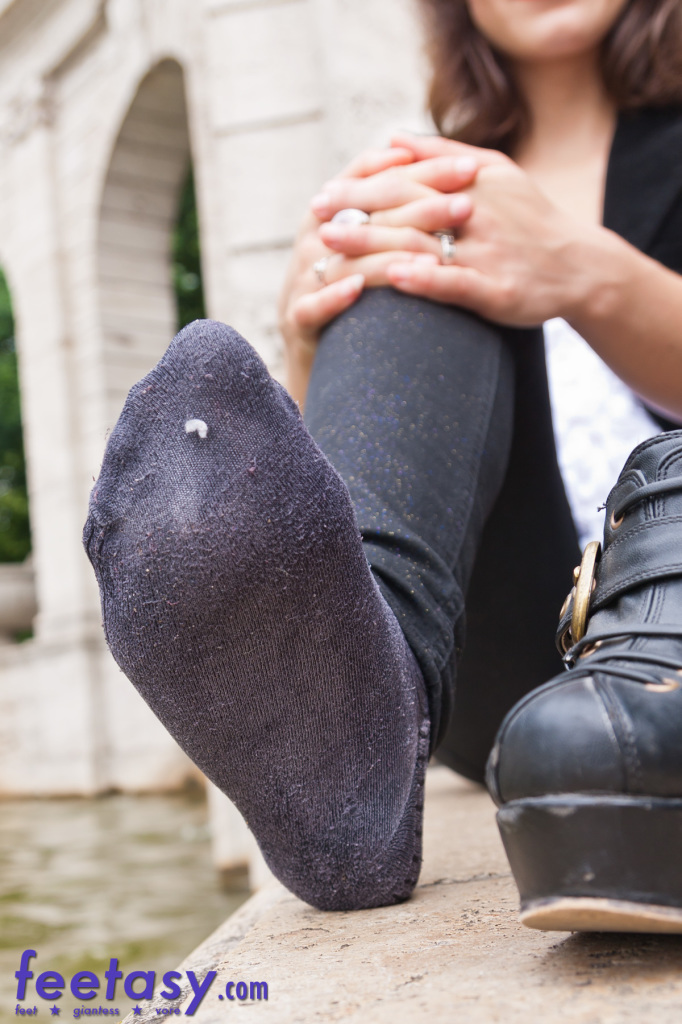 Giantess Socks Pov Feetasy